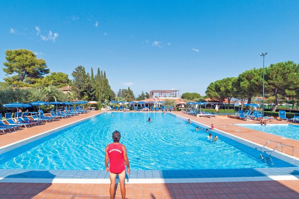 Hapimag Resort Cefalu Exterior photo